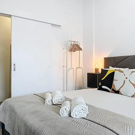 1 By Atlantic * 圣克鲁斯